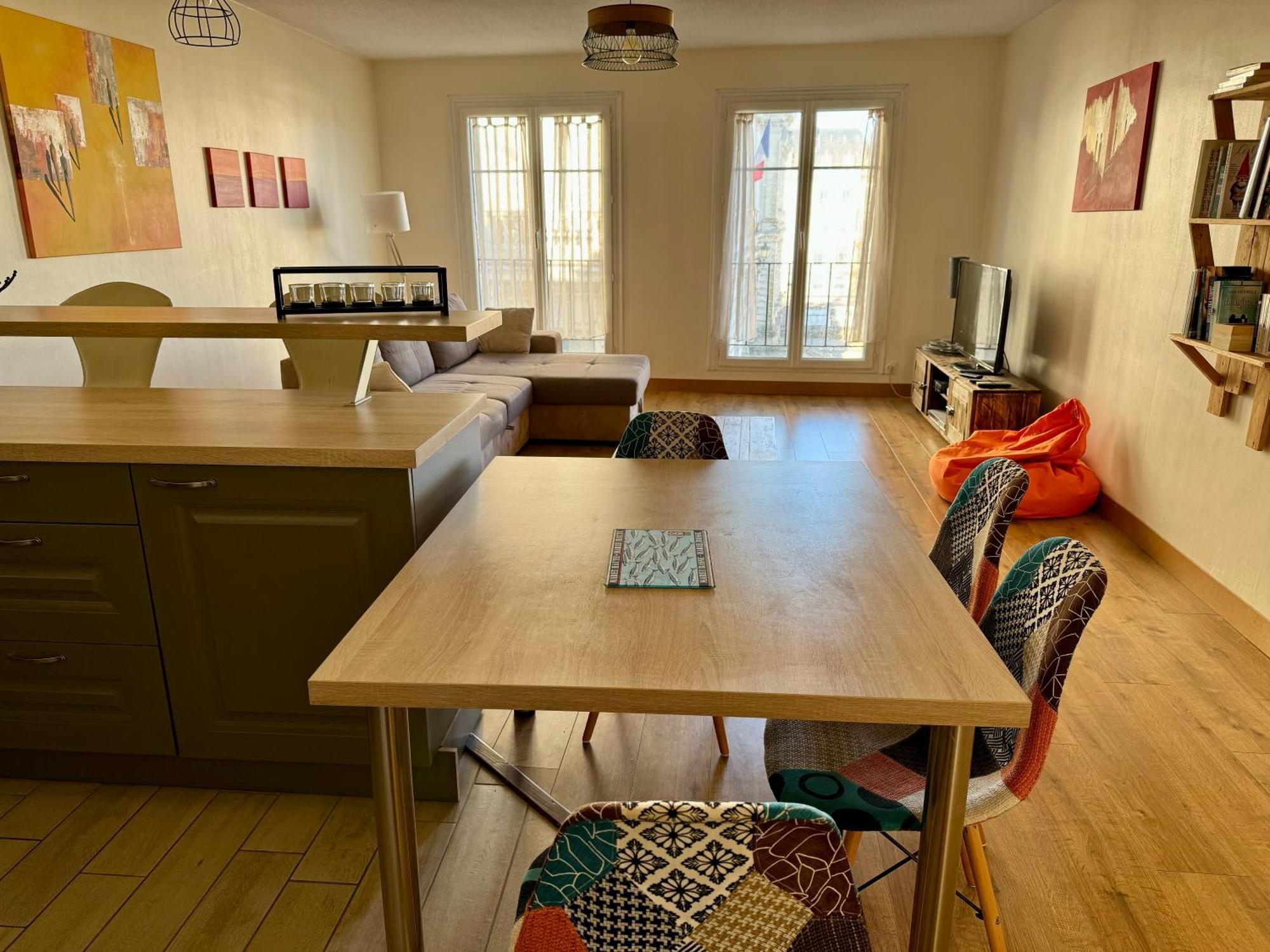 Vue Imprenable Sur La Mairie Apartment Vannes Bagian luar foto
